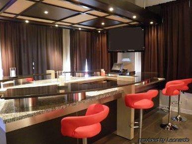Days By Wyndham Montreal Airport Conference Centre 3*