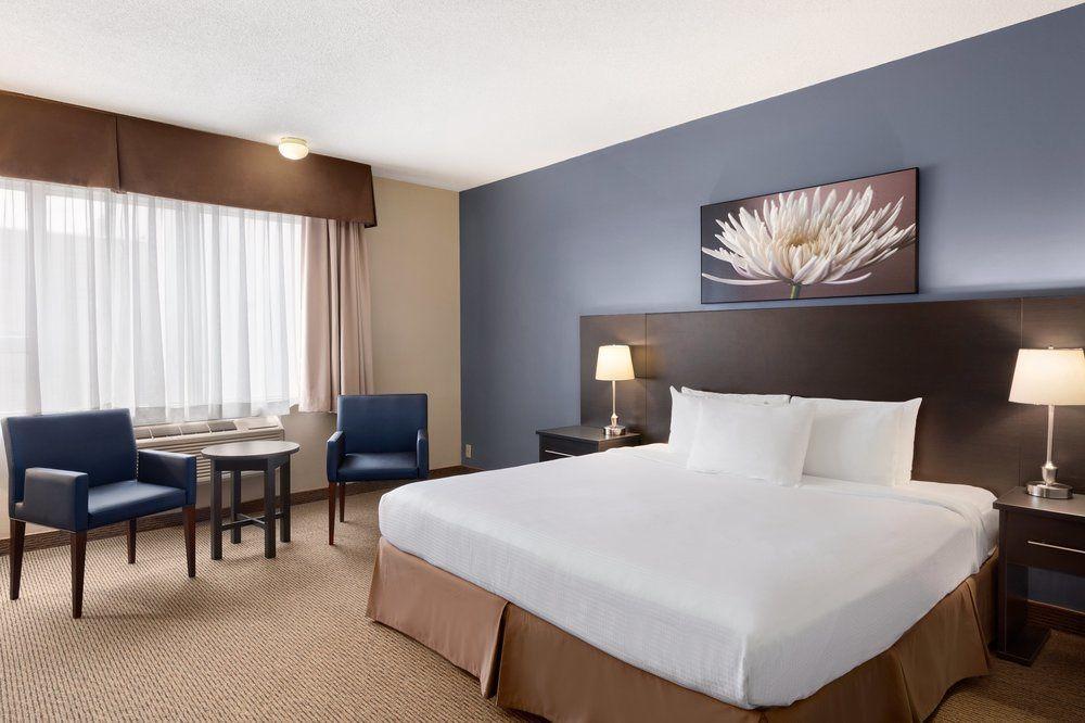 Hotel Days By Wyndham Montreal Airport Conference Centre Dorval
