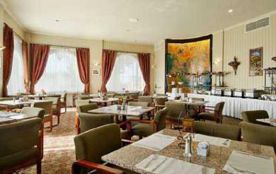 Days By Wyndham Montreal Airport Conference Centre 3*